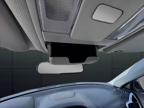 Used 2023 Kia Soul LX w/ LX Technology Package image 18