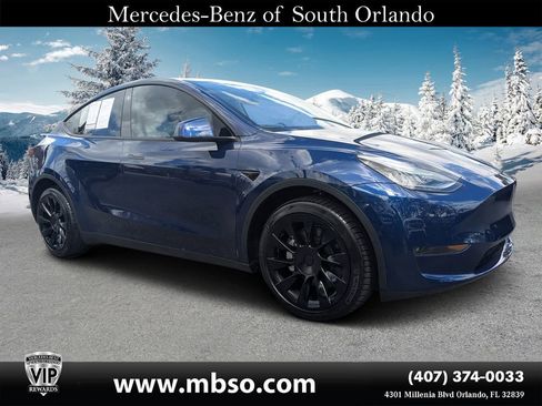 Used 2023 Tesla Model Y Long Range image 1