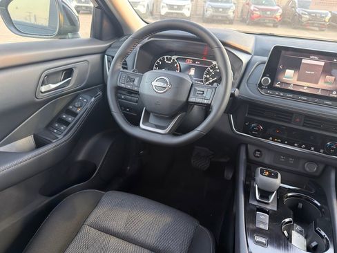 New 2026 Nissan Rogue SV image 9