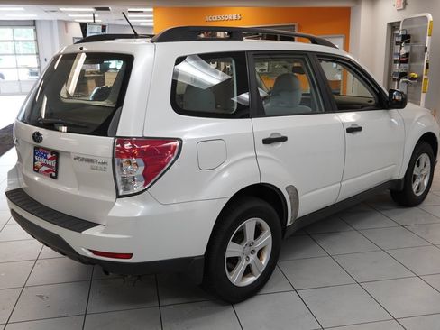 Used 2013 Subaru Forester 2.5X AWD/4WD image 12