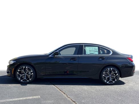 New 2026 BMW 330i Sedan w/ Premium Package image 25