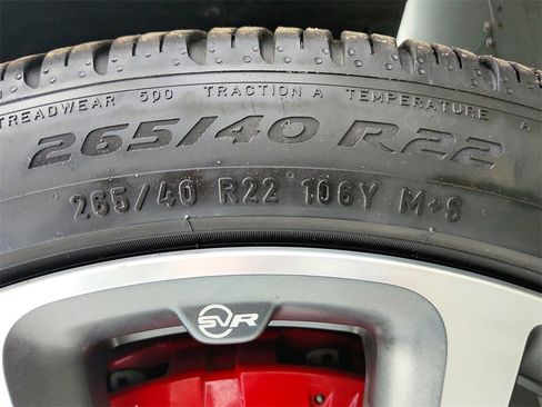 Used 2020 Jaguar F-PACE SVR image 43