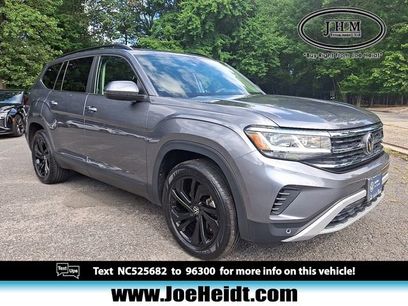 Certified 2022 Volkswagen Atlas SE w/ Panoramic Sunroof Package
