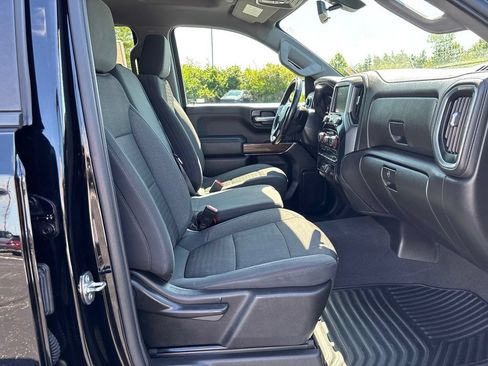 Used 2021 Chevrolet Silverado 1500 LT AWD/4WD image 19