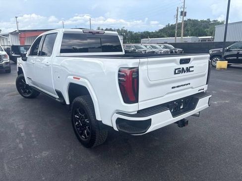 Used 2024 GMC Sierra 2500 AT4 w/ AT4 Premium Plus Package AWD/4WD image 8