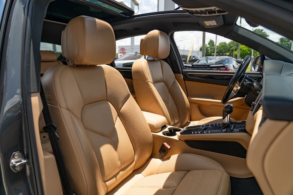Used 2018 Porsche Macan AWD/4WD image 20