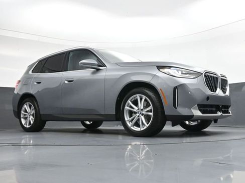 Used 2025 BMW X3 xDrive30i w/ Convenience Package image 31