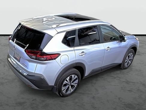 Used 2023 Nissan Rogue SV w/ SV Premium B Package AWD/4WD image 4