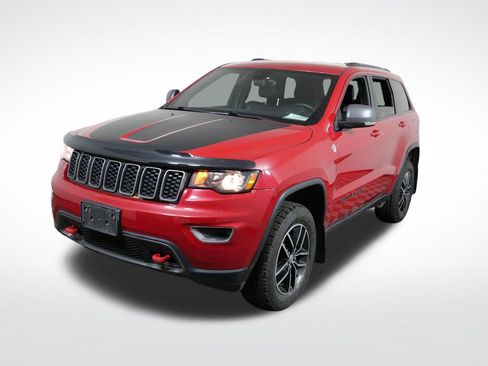 Used 2017 Jeep Grand Cherokee Trailhawk AWD/4WD image 9