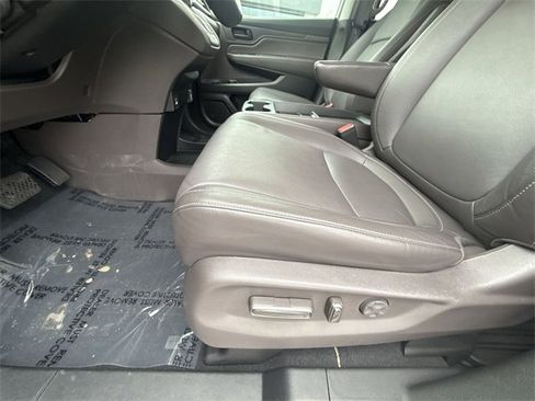 Used 2023 Honda Odyssey EX-L image 12