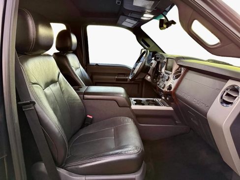 Used 2014 Ford F350 Lariat w/ Lariat Ultimate Package image 22