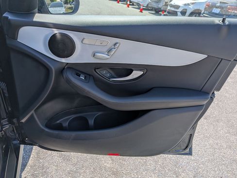 Used 2022 Mercedes-Benz GLC 300 image 33