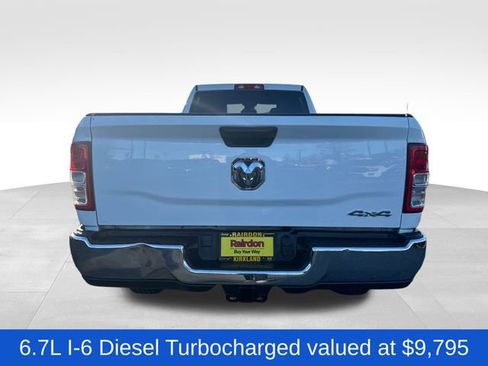 Used 2024 RAM 3500 Tradesman w/ Chrome Appearance Group image 6