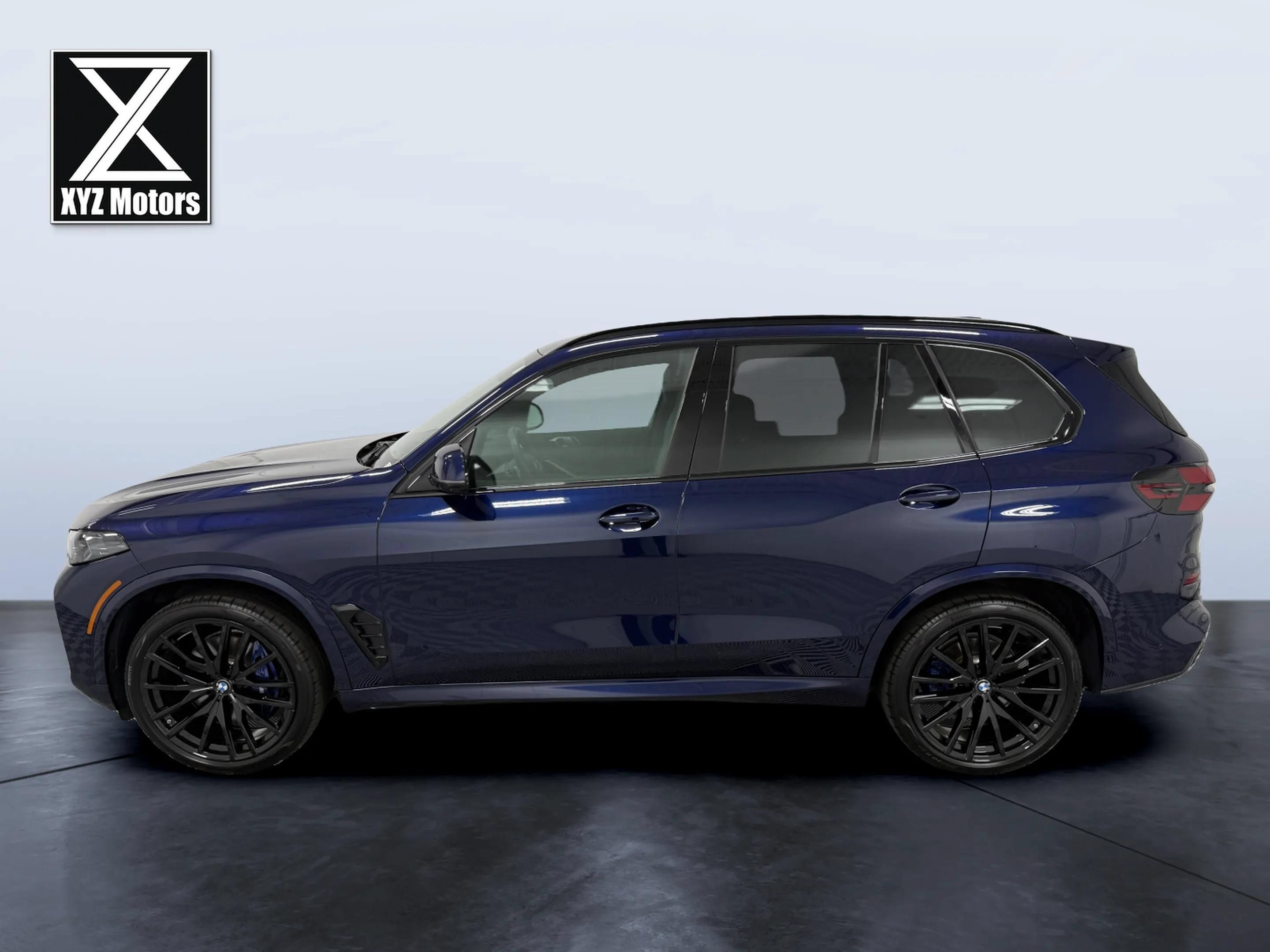 Used 2025 BMW X5 xDrive40i w/ Premium Enhanced Package AWD/4WD image 3
