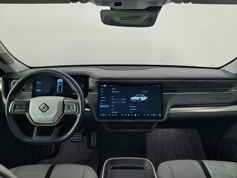 Used 2023 Rivian R1T Adventure AWD/4WD image 25
