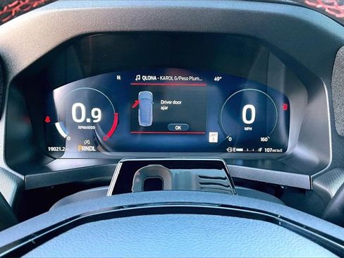 Certified 2025 Ford Explorer ST-Line w/ Premium Package image 21