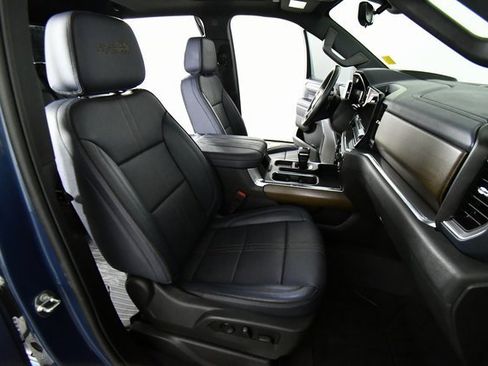 Used 2024 Chevrolet Silverado 1500 High Country w/ Technology Package image 23