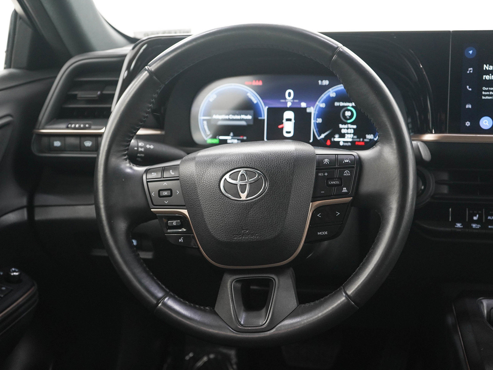 Used 2023 Toyota Crown AWD/4WD image 15