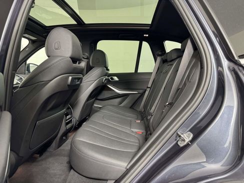 Used 2021 BMW X5 xDrive40i w/ Convenience Package AWD/4WD image 33