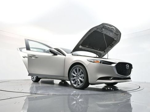 New 2026 MAZDA MAZDA3 2.5 S Sedan w/ Preferred Pkg FWD image 24