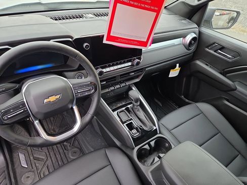 New 2025 Chevrolet Colorado LT w/ LT Convenience Package image 33