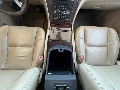 Used 2014 Cadillac Escalade Luxury AWD/4WD image 52