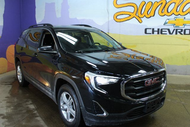 Used 2019 GMC Terrain SLE w/ Driver Convenience Package AWD/4WD image 2