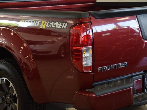 Used 2015 Nissan Frontier Desert Runner RWD image 26