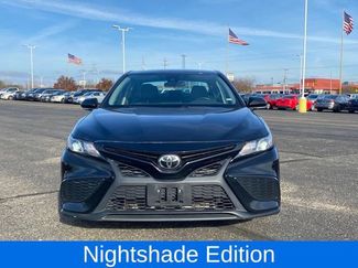 Used 2021 Toyota Camry SE video 2