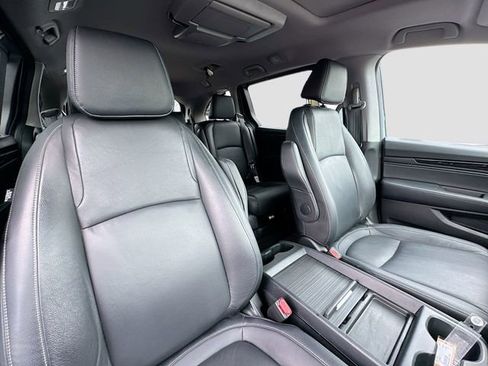 Certified 2024 Honda Odyssey Touring image 31