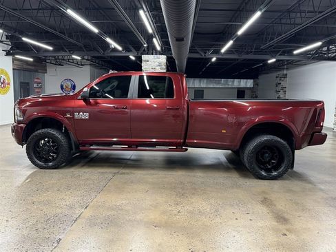 Used 2018 RAM 3500 Laramie w/ Sport Appearance Group AWD/4WD image 2