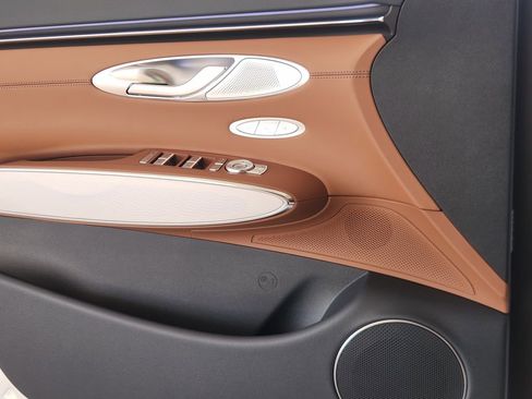 New 2026 Genesis GV70 2.5T Advanced AWD/4WD image 19
