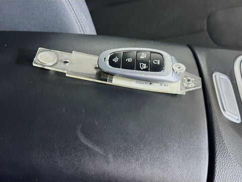 Used 2023 Hyundai Santa Fe SEL FWD image 33
