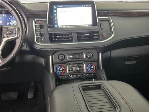 Used 2023 Chevrolet Tahoe Z71 w/ Z71 Off-Road Package image 15