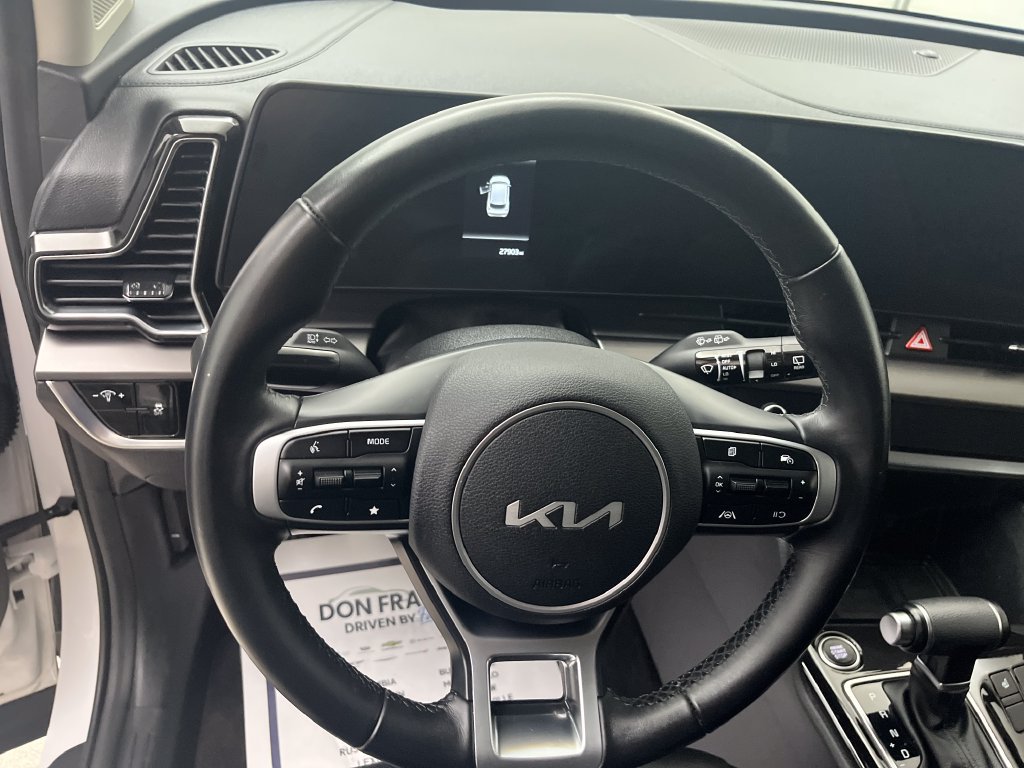 Certified 2024 Kia Sportage EX AWD/4WD image 16