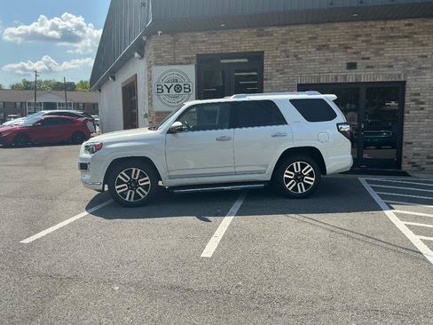 Used 2021 Toyota 4Runner Limited RWD image 2