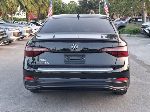 Used 2024 Volkswagen Jetta Sport FWD image 5