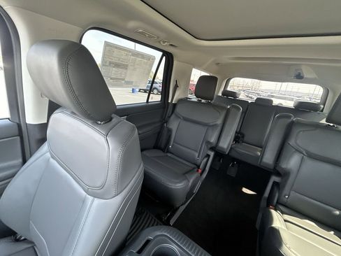 New 2026 Ford Expedition Active image 14