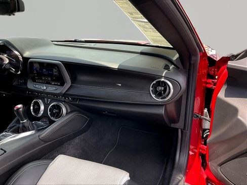Used 2019 Chevrolet Camaro SS RWD image 23
