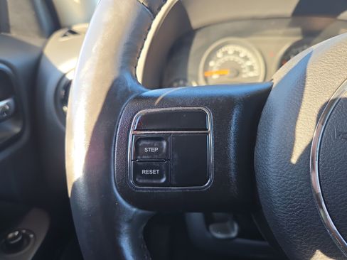 Used 2016 Jeep Patriot Sport w/ Power Value Group image 16