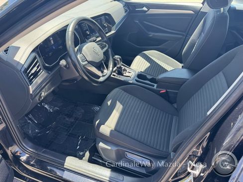 Used 2024 Volkswagen Jetta S FWD image 8