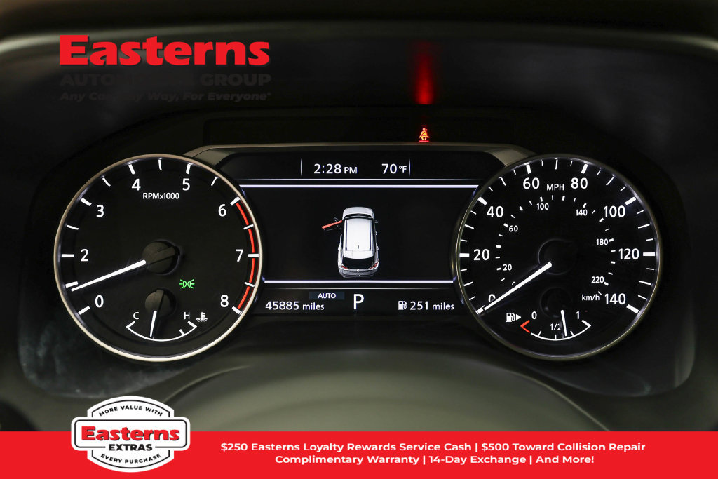 Used 2023 Nissan Rogue S AWD/4WD image 19