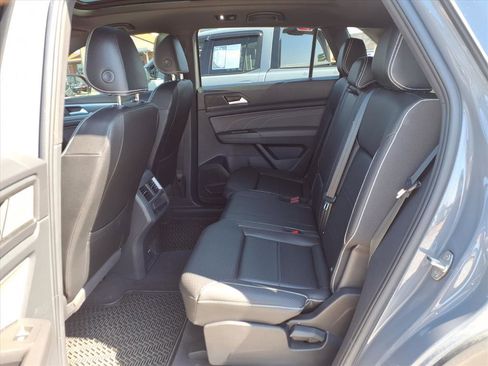 Used 2023 Volkswagen Atlas Cross Sport SEL R-Line image 23