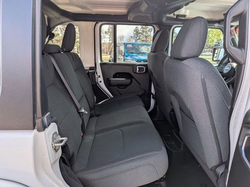 Used 2024 Jeep Wrangler Sport S w/ LED Headlamp & Fog Lamp Group image 21