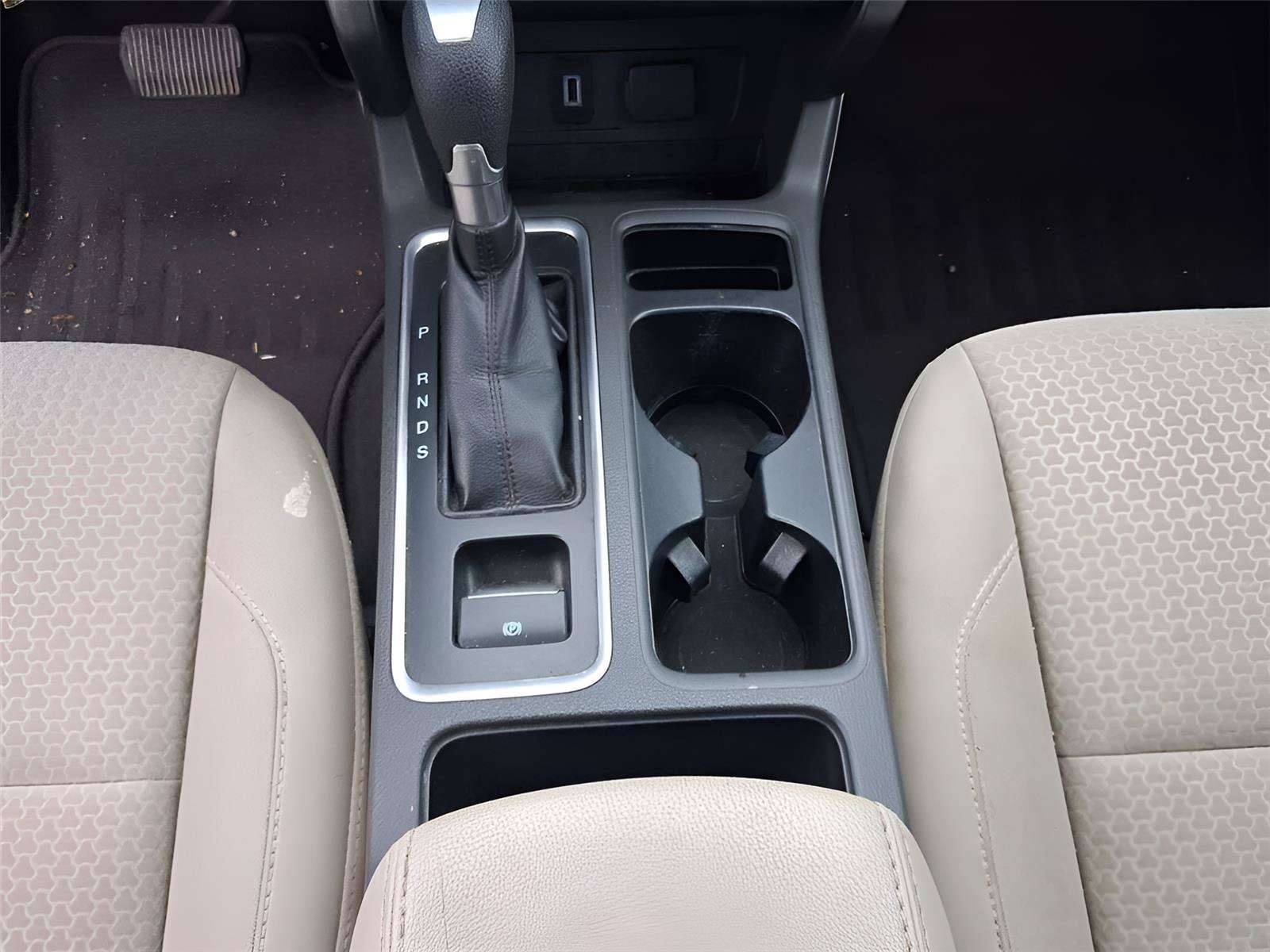 Used 2017 Ford Escape SE w/ Equipment Group 201A AWD/4WD image 15