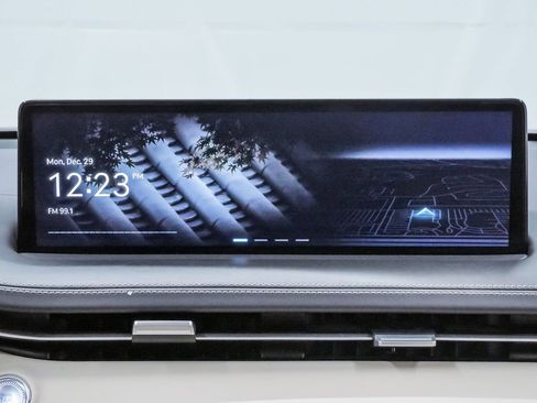 Certified 2022 Genesis GV70 3.5T Sport w/ Sport Prestige Package image 17