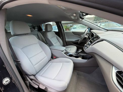 Used 2022 Chevrolet Malibu LS FWD image 19
