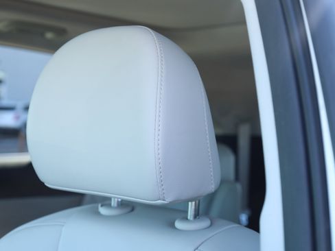 Used 2022 Kia Sorento SX Prestige w/ Panoramic Sunroof Package image 20