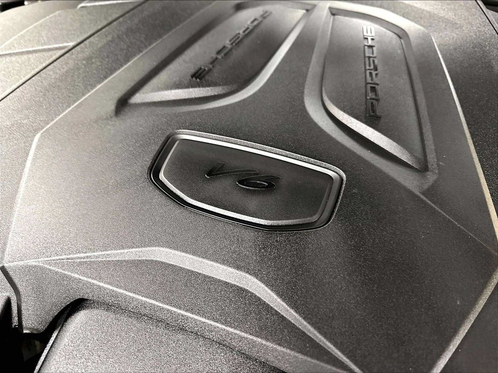 Used 2025 Porsche Cayenne Coupe AWD/4WD image 37