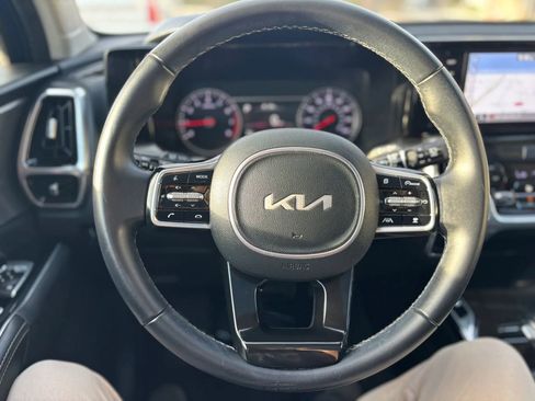 Used 2022 Kia Sorento SX AWD/4WD image 13